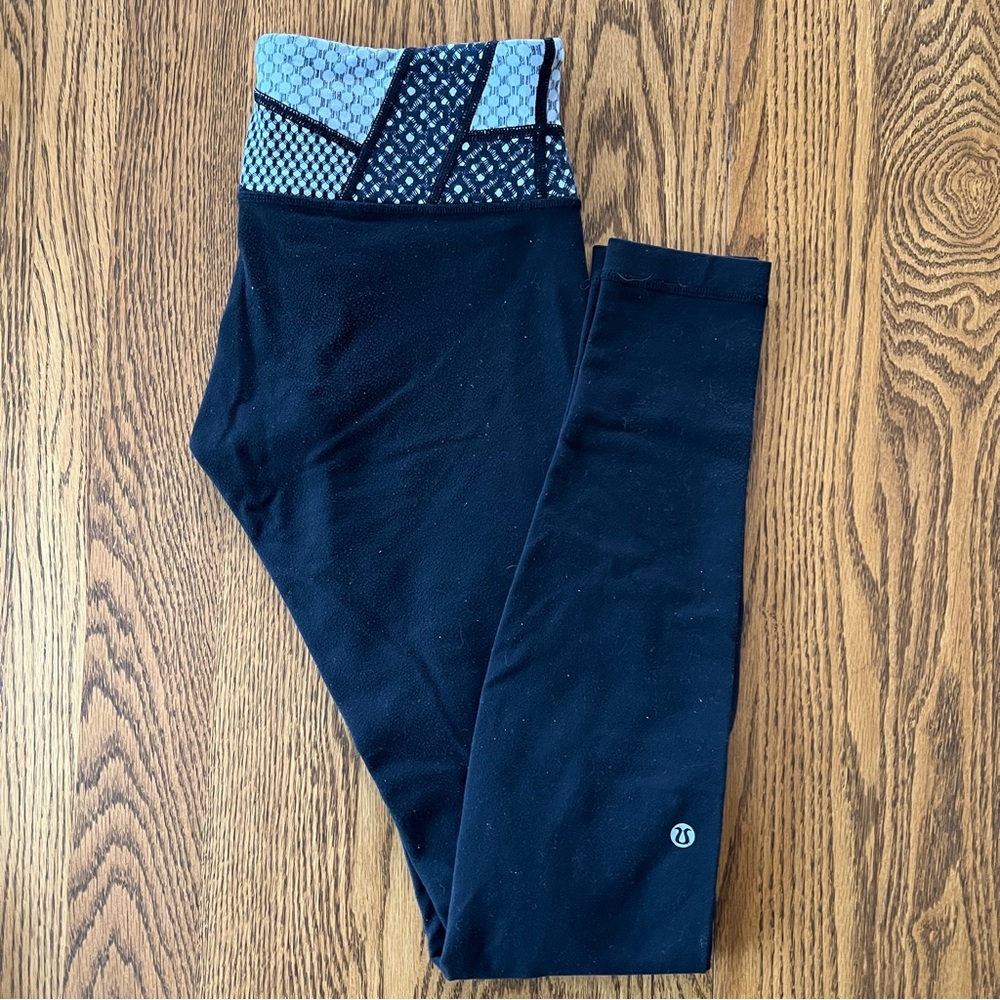 Lululemon leggings black